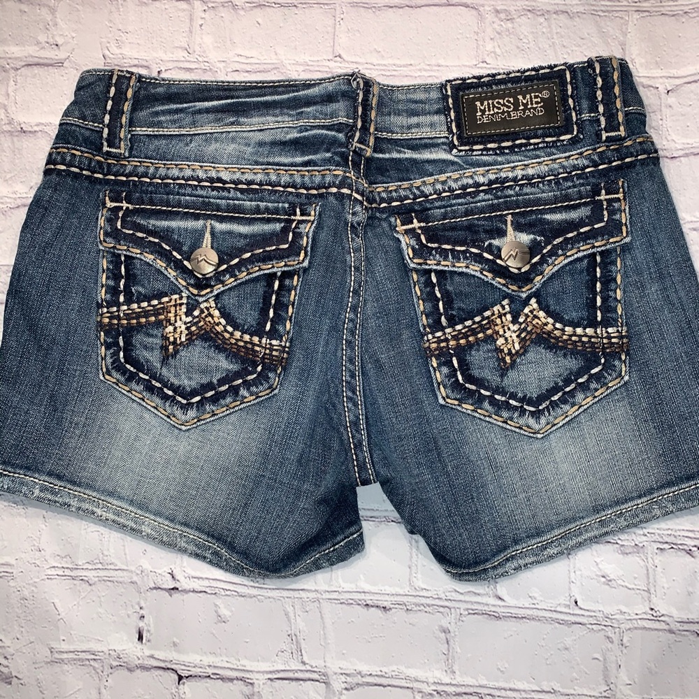 NWOT MISS ME Irene Denim Shorts
